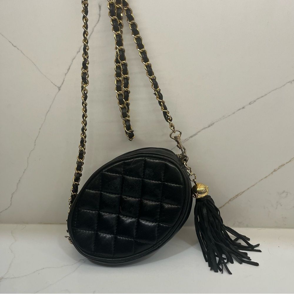 Ashneil Quilted Vintage Capsule Crossbody Bag with Tassel